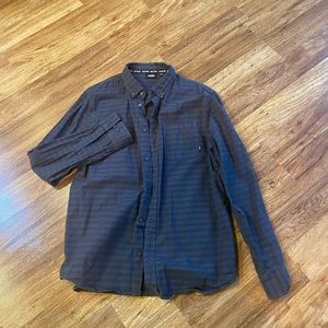 Men’s Vans button down top